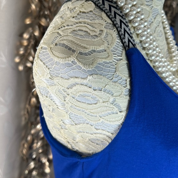 Maurices Women’s Small Blue Sleeveless Tank Top with Chevron Straps - Picture 8 of 11